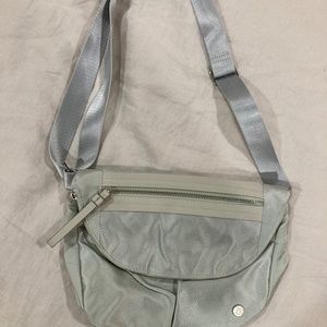 DOTERRA CROSSBODY Silver mint